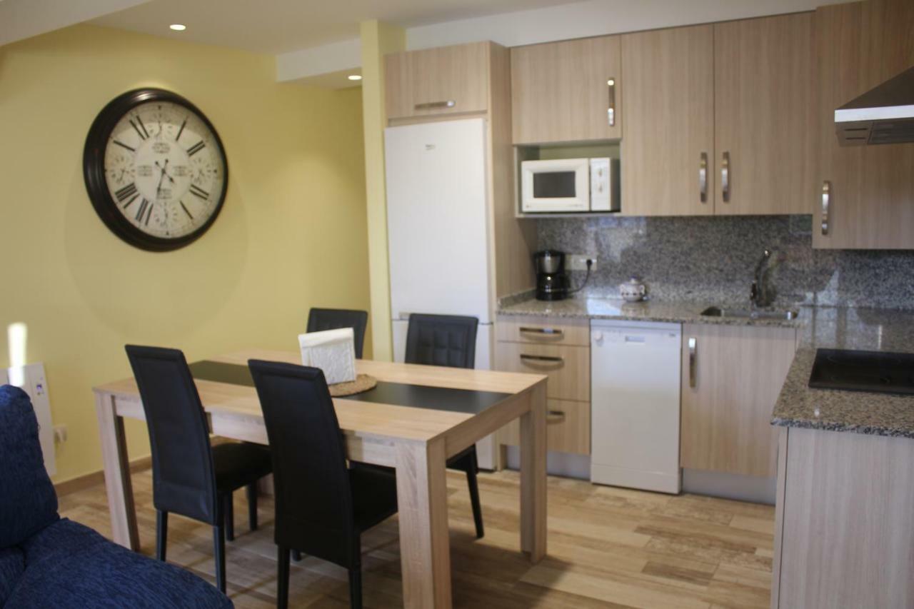 Casa Santiago Apartment Комилас Екстериор снимка