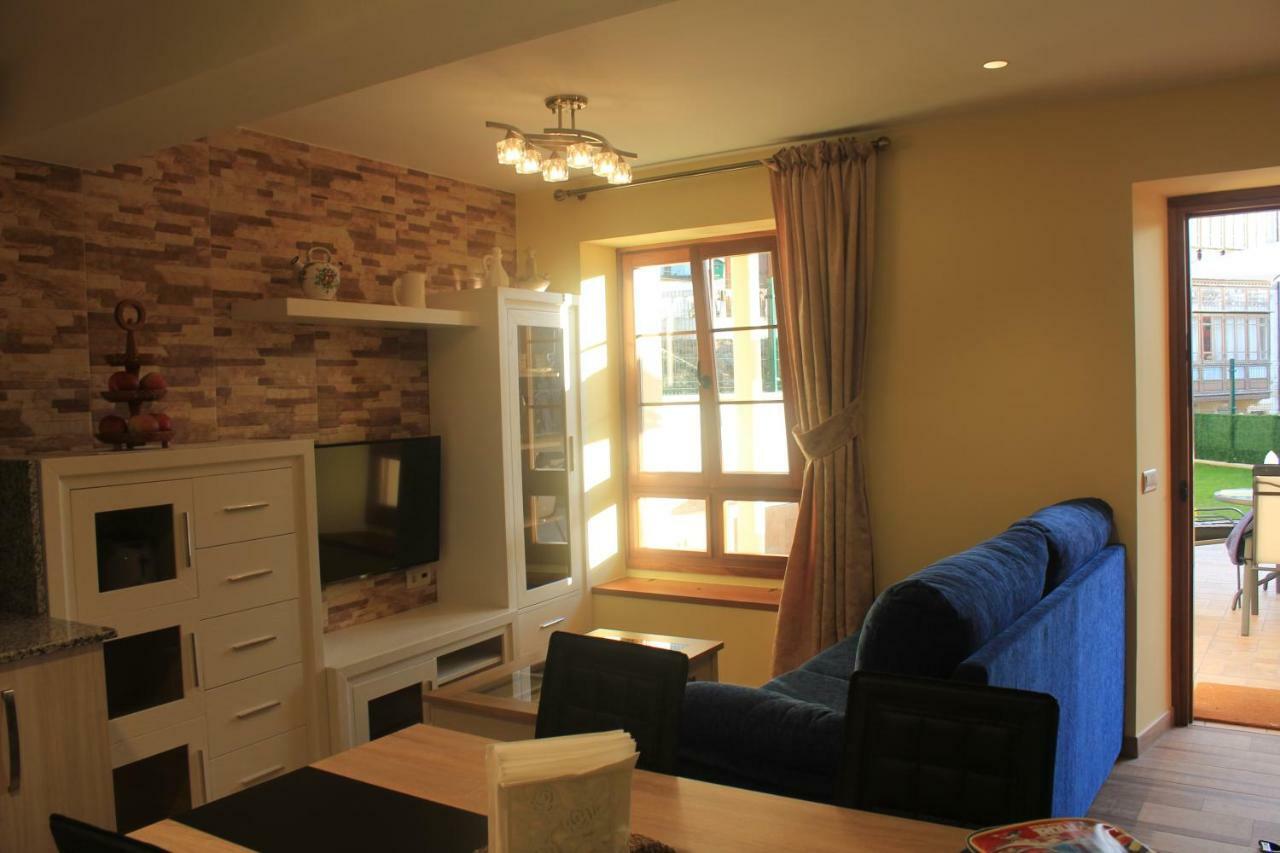 Casa Santiago Apartment Комилас Екстериор снимка